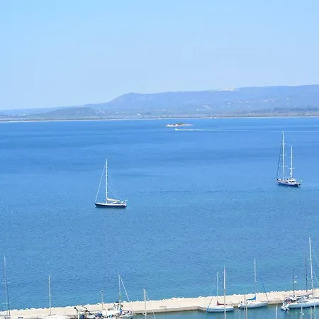 Διαμέρισμα Aeolus